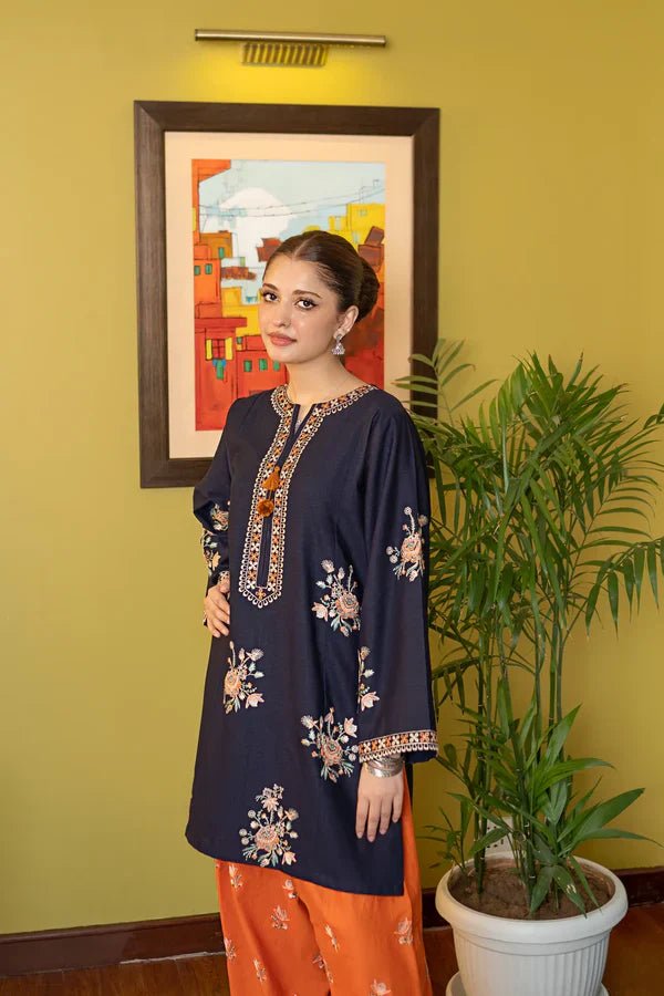 Chaand Emb 2pc - ZORA