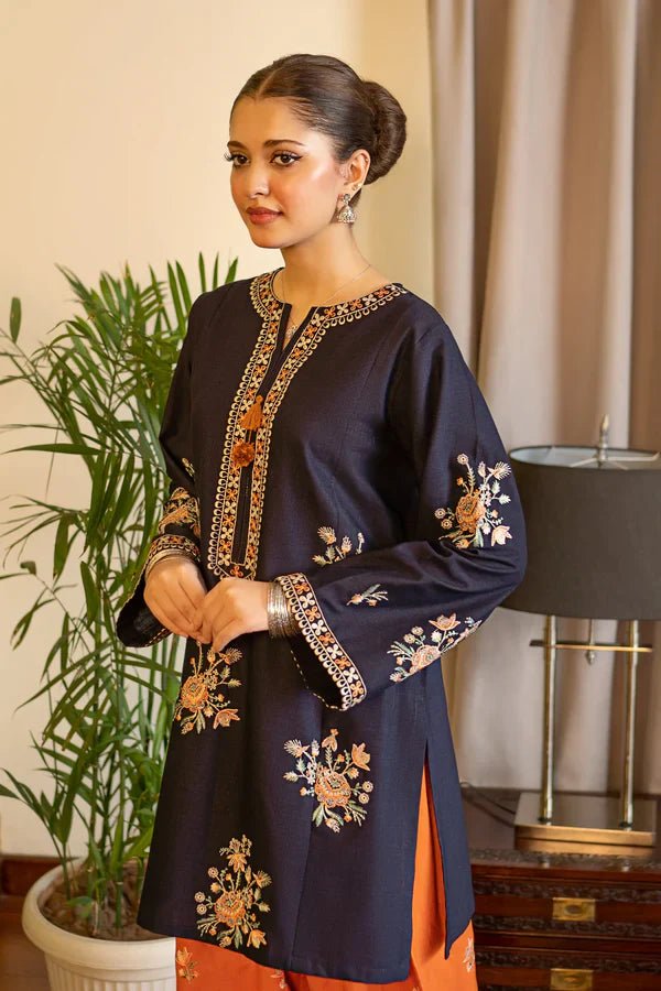 Chaand Emb 2pc - ZORA