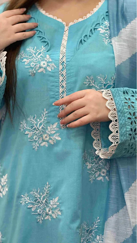 Hooriya Embroidered 3Pcs